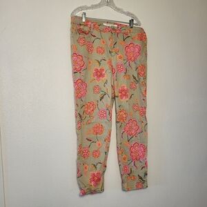 Jones New York Pink and Orange Cropped Pants with Bold Floral Design